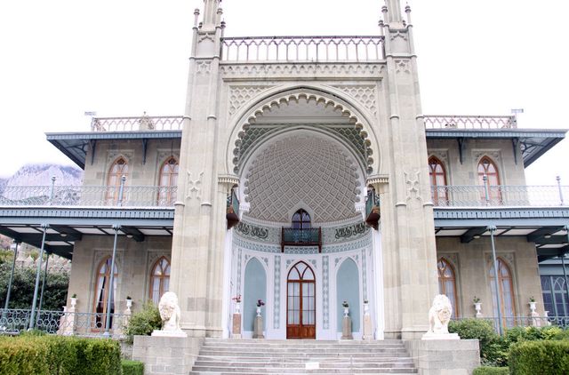 Воронцовский дворец в Алупке