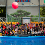 Алуштинский дельфинарий посетили дети Алупкинского дома-интерната