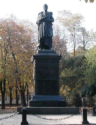 памятник князю Воронцову