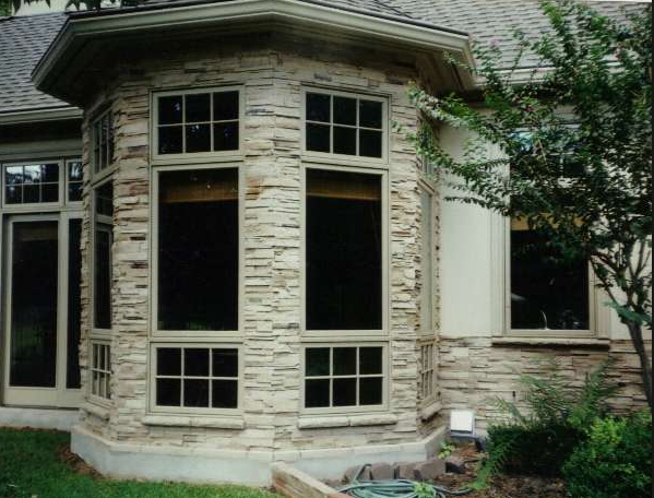 Эркер в проекте будущего дома – преимущества и недостатки