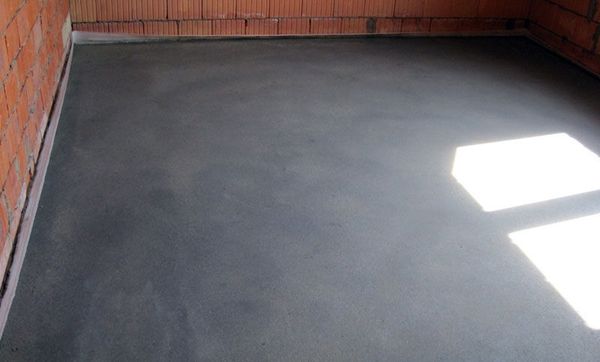 Где заказать стяжку пола в квартире?