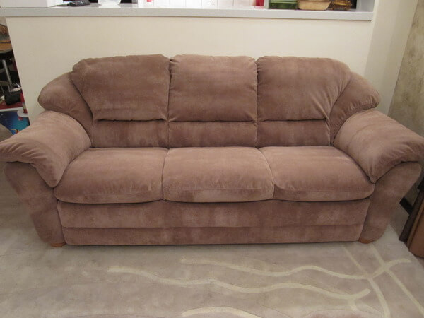 Куда обратиться, если необходима перетяжка мебели