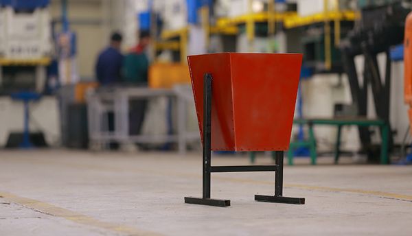 Уличные урны металлические для мусора