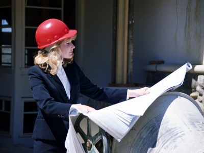 Дизайн кухни в деревянном доме