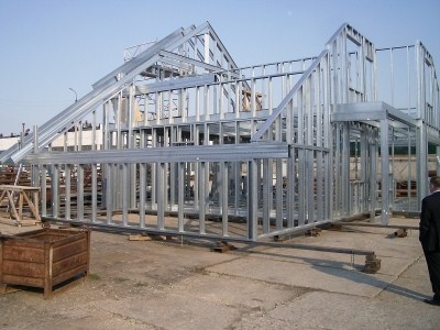 Деревянные дома из бревна и бруса