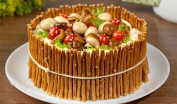 Салат с маринованными грибами и ветчиной