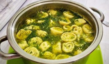 Куриный суп с галушками