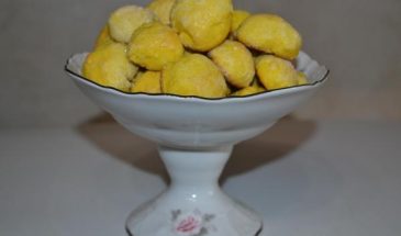 Рецепт: Печенье на кефире — С куркумой всахарной глазури