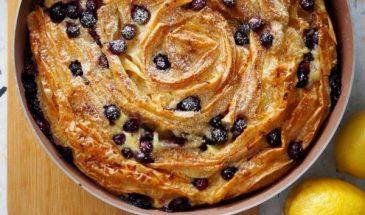 Лимонный пирог с ягодами – быстрый рецепт из готового теста