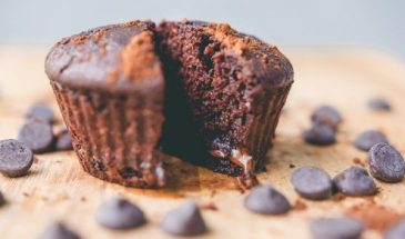 Здоровый десерт: готовим двухслойный кекс из простых ингредиентов – для фигуры только польза