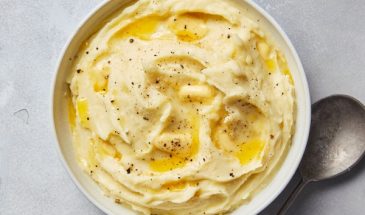 Молоко или масло: что добавить, чтобы пюре получилось идеальным