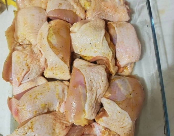Куриные бедра в духовке