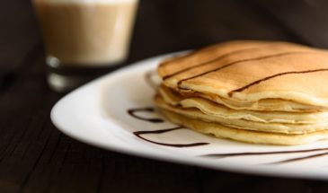 Когда бюджетно, но со вкусом: рецепт блинов на воде