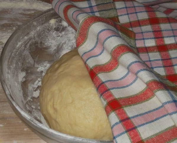 Сосиски в тесте в духовке