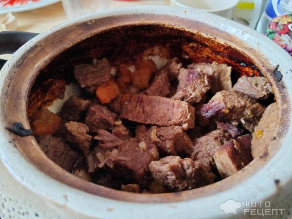 Рецепт: Тушеная говядина в темном пиве - в горшке для запекания и в духовке...