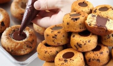 Бисквитные пирожные с шоколадом