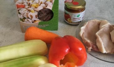 Рецепт: Макароны из полбы с овощами и томатным крем-соусом на масле ГХИ — За 15 минут