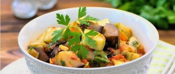 Овощное рагу с баклажанами и кабачками, пошаговый рецепт с фото