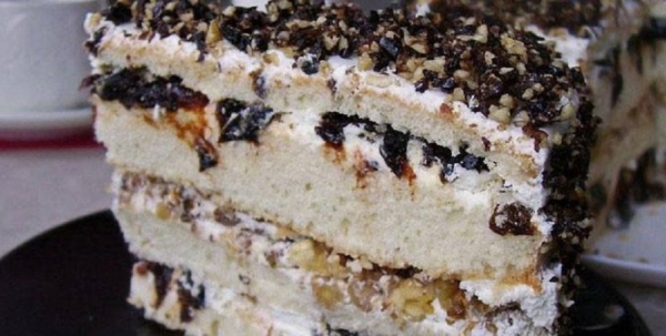 Торт «Сказка» с черносливом: как приготовить оригинальный десерт
