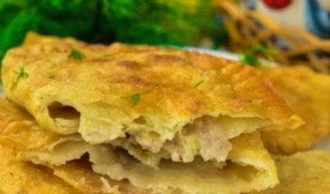 Чебуреки с фаршем на сковороде
