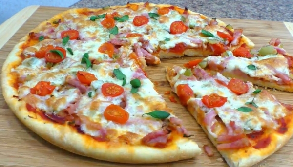Пиццу пеку через день. Настоящее тесто для пиццы за 5 минут: вкусно и быстро