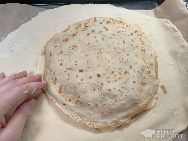 Рецепт: Слоеный пирог с грибами, луком, курицей, рисом - В духовке