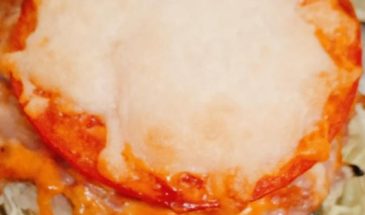 Рецепт: Капустные шницели под «шубой» — в духовке