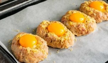 Мясные лодочки с яйцом и сыром