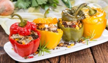 Такие вкусные, что хочется облизать тарелку: готовим роскошные фаршированные перцы без риса