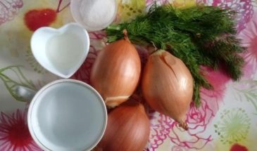 Рецепт: Маринованный лук к шашлыку — хрустящий и пряный