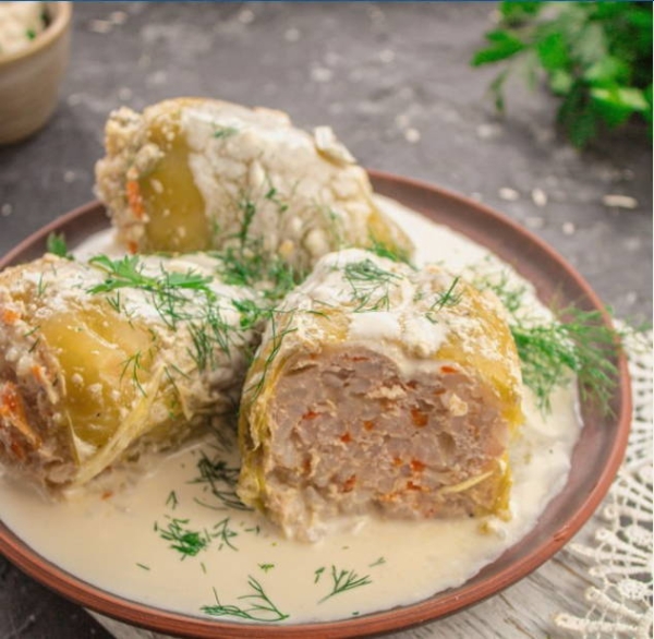 Фаршированный перец мясом и рисом классический