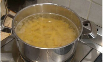 Запеканка из макарон в духовке