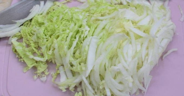 Салат с пекинской капустой
