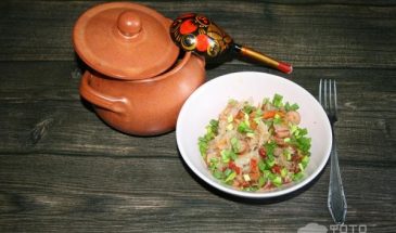 Рецепт: Тушеная капуста в горшочке — с овощами