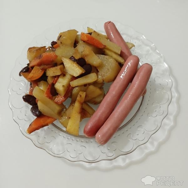 Рецепт: Картофель с луком, морковкой и фасолью жареная на сковороде — Оригинальный рецепт вкусного жареного картофеля