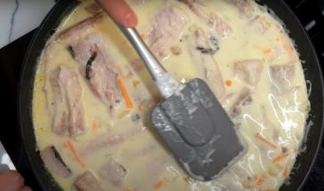 Рыбу больше не жарю. Недорого и полезно: сочный хек в соусе на сковороде