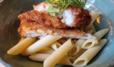 Что сделать, чтобы во время приготовления не отпадал кляр: поварская хитрость