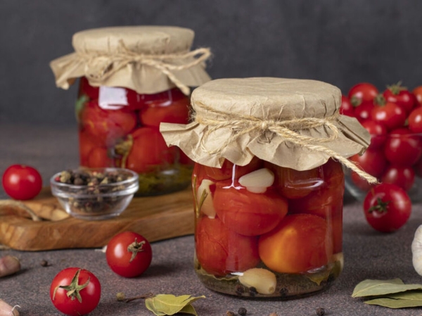Сладкие маринованные помидоры на зиму без стерилизации: простой рецепт, чтобы удивить домашних
