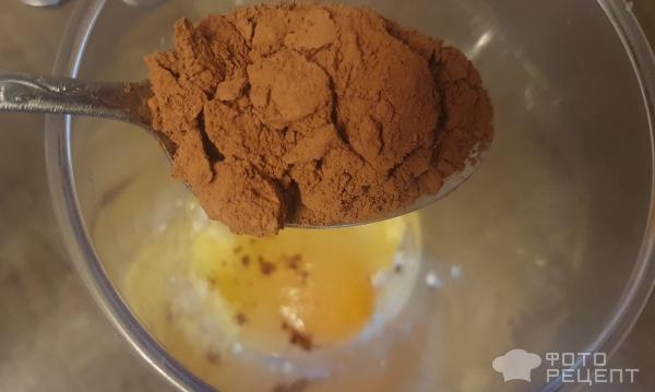 Рецепт: Шоколадный кекс в микроволновке - Кекс в СВЧ за 2 минуты