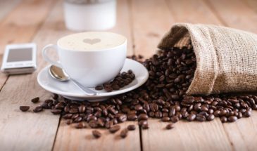 Их нельзя добавлять в кофе: эти ингредиенты точно испортят вкус напитка