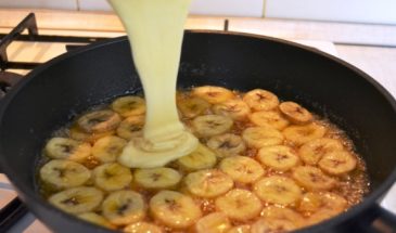 Дети просто в восторге от него. Вкуснейший пирог с бананами на сковороде: простой рецепт