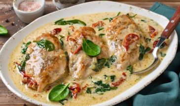 Блюдо, которое удается всегда: готовим сочное куриное филе в сливочном соусе