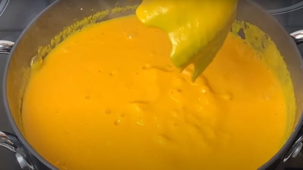 Бархатный суп из тыквы: готовлю всю осень. Вкусный рецепт из простых продуктов за 30 минут