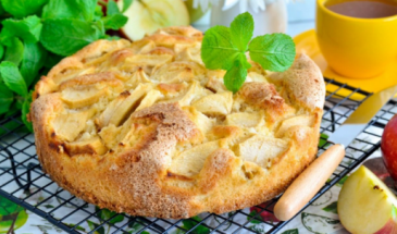 Постная шарлотка: как приготовить вкусную выпечку без яиц