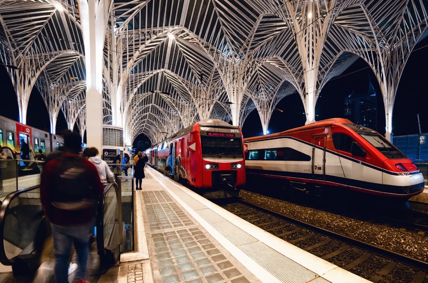 Почти без ограничений: Португалия запускает единый проездной билет на поезда