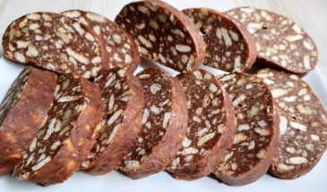 Шоколадная колбаска со сгущенкой. Рецепт за 15 минут:  без муки и выпечки