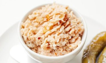 Что приготовить в первую неделю поста: бюджетная намазка на хлеб за 50 гривен