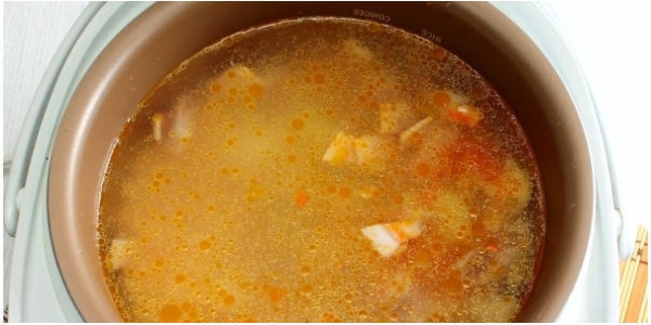 Гороховый суп с копченостями классический