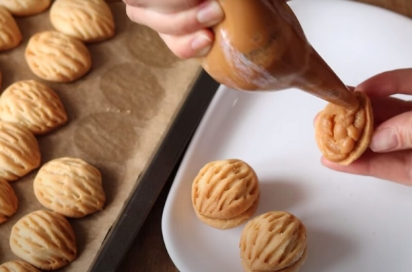 Печенье «Орешки» — рецепт проще простого. Без формы и с вкусной начинкой
