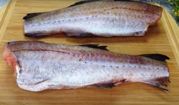Друзья из Испании научили так готовить. Дешёвый минтай вкуснее лосося: рецепт рыбы удивил всех